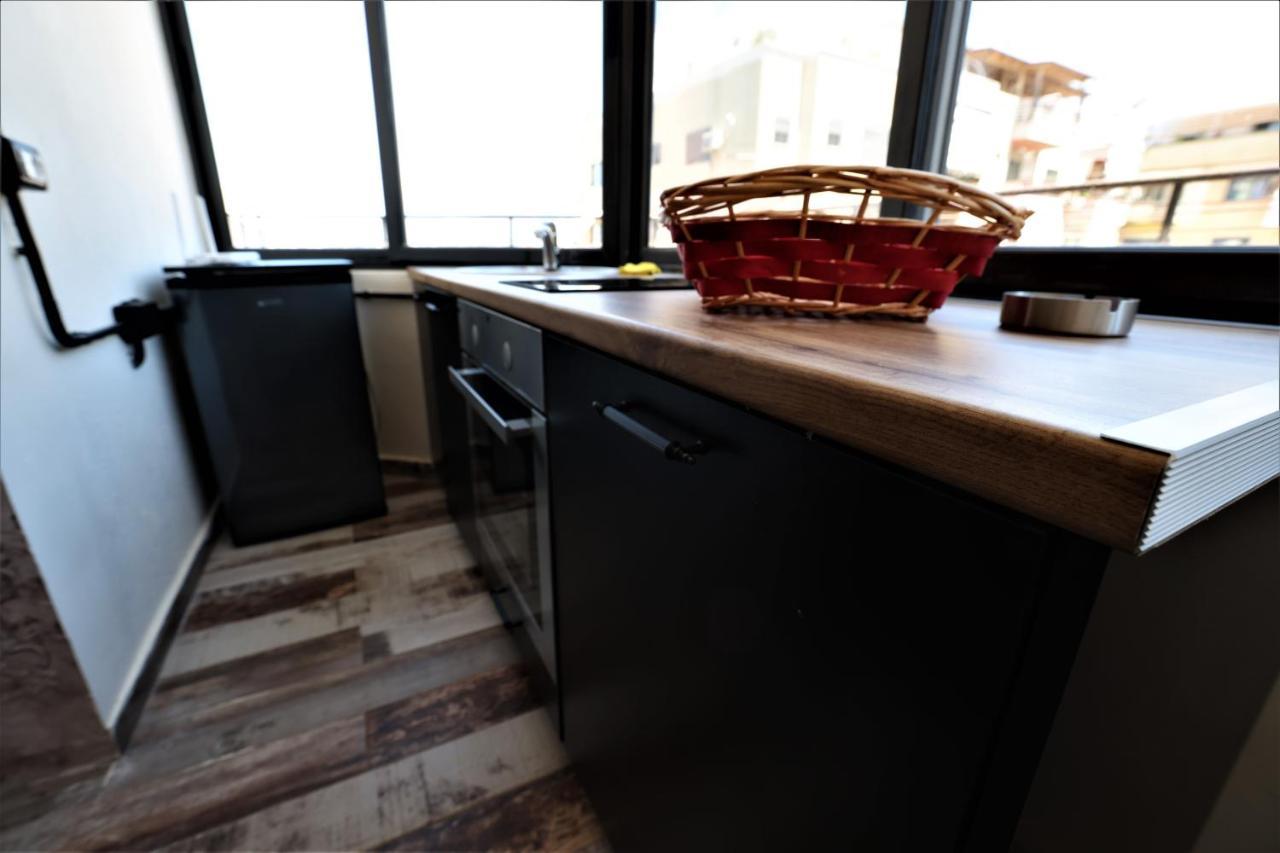 Stylish 1-Bedroom In Tirana #2 Exteriör bild