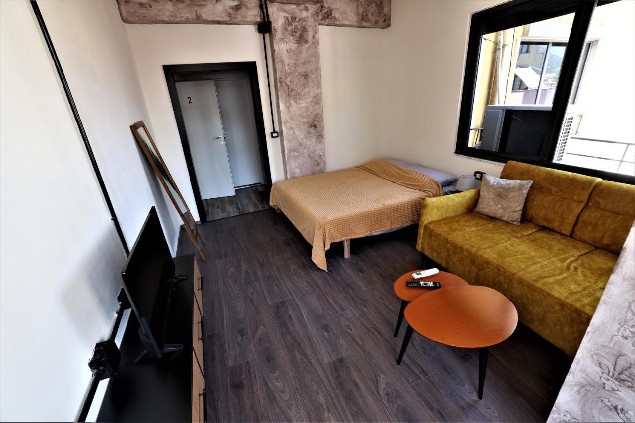 Stylish 1-Bedroom In Tirana #2 Exteriör bild